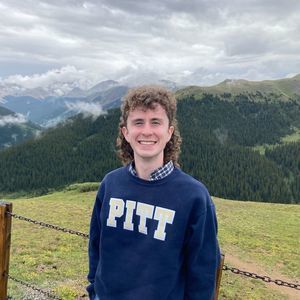 Meet your Posher, Dennis